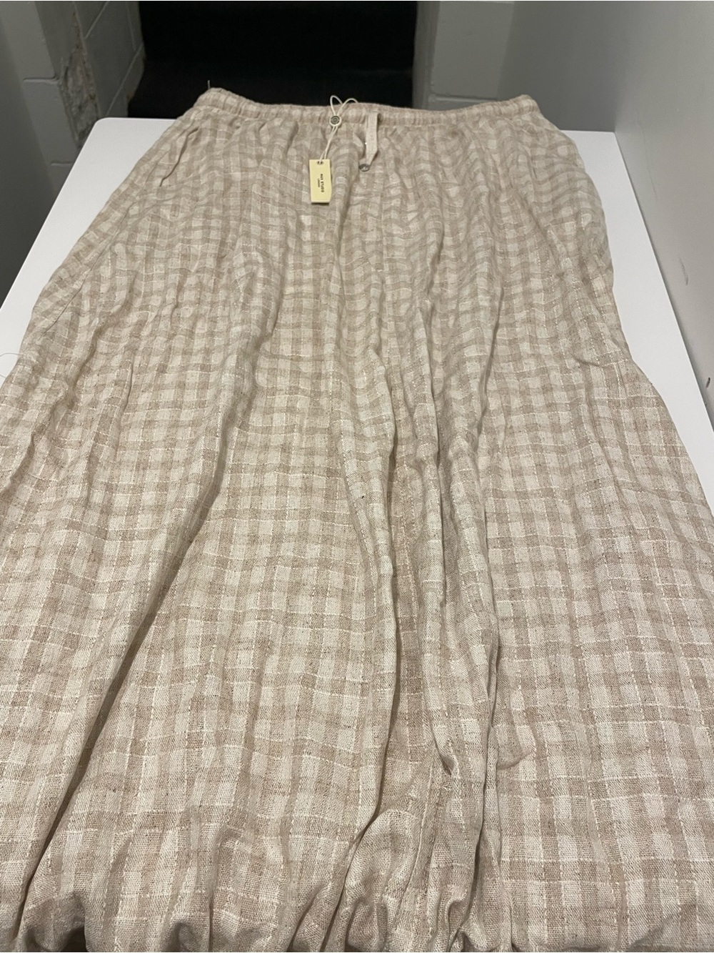 Max Studio London Brand Women's Size XL New With Tags Tan & White Maxi Skirt